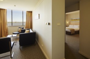 Executive Suite, Perth Ambassador Hotel
